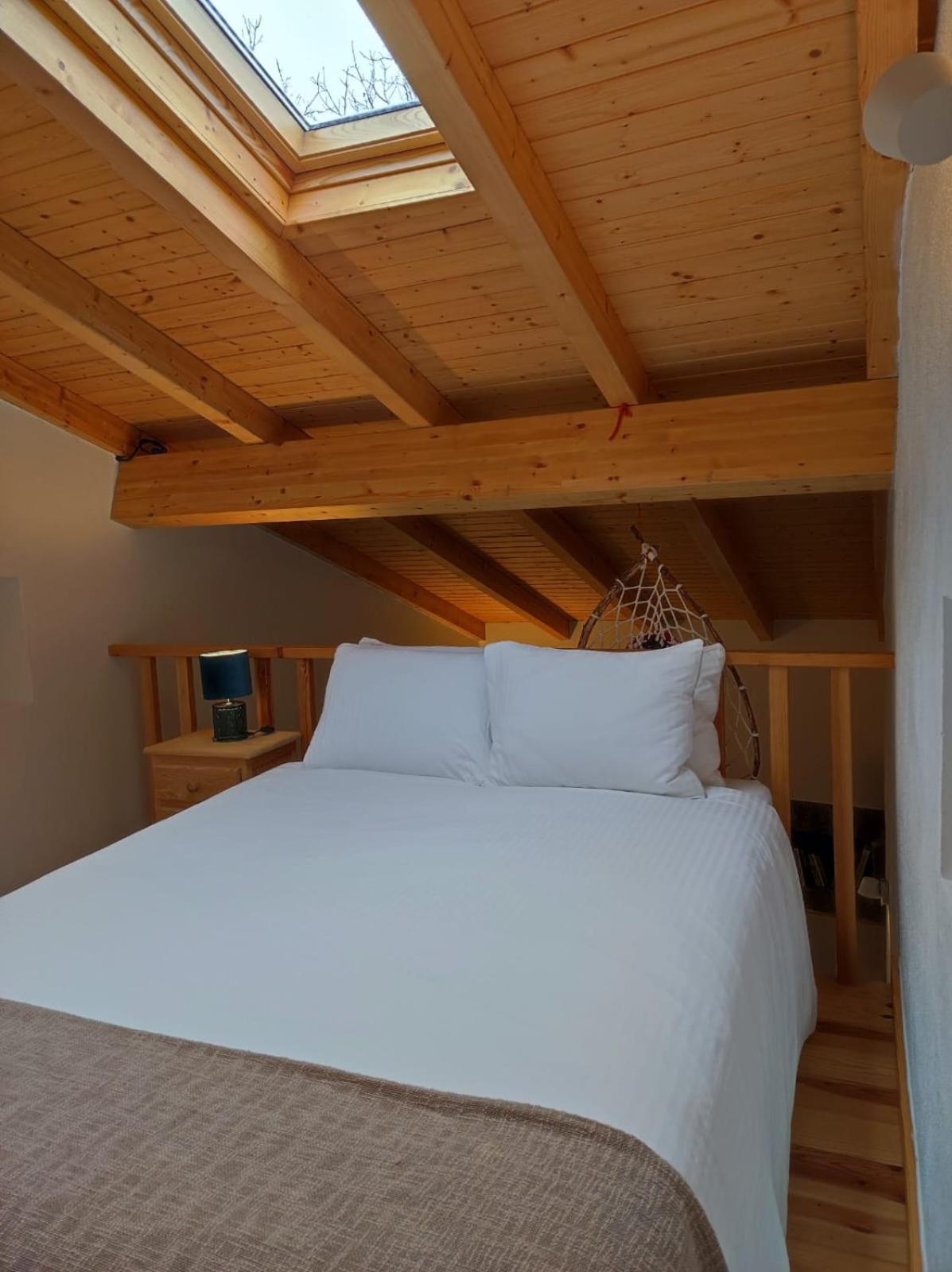 Bed and Breakfast Quinta De Sao Pedro De Vir-A-Corca Em Monsanto Exterior foto